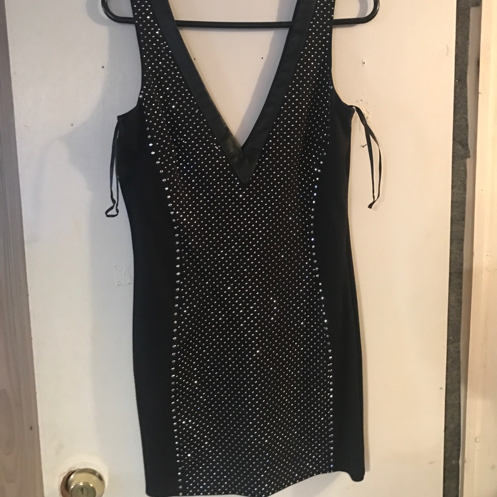 Bebe dress